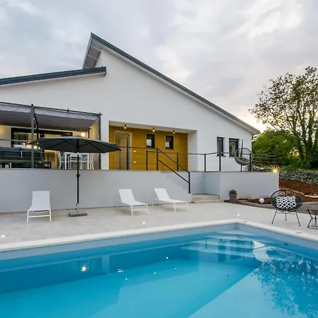 Bellavu Villa Rakalj